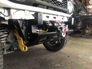 カーショップ SCM ・CEOブログ | アメ車作業状況　サバーバンオールペン