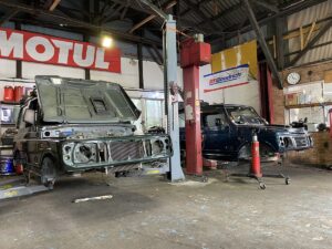 カーショップ SCM ・CEOブログ | 作業状況　ノックスドール下回り防錆塗装