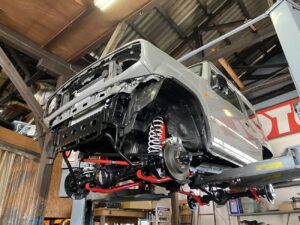 ジムニー　JB64　JB74　リフトアップ　エアーショック　エアーリフト　SCM